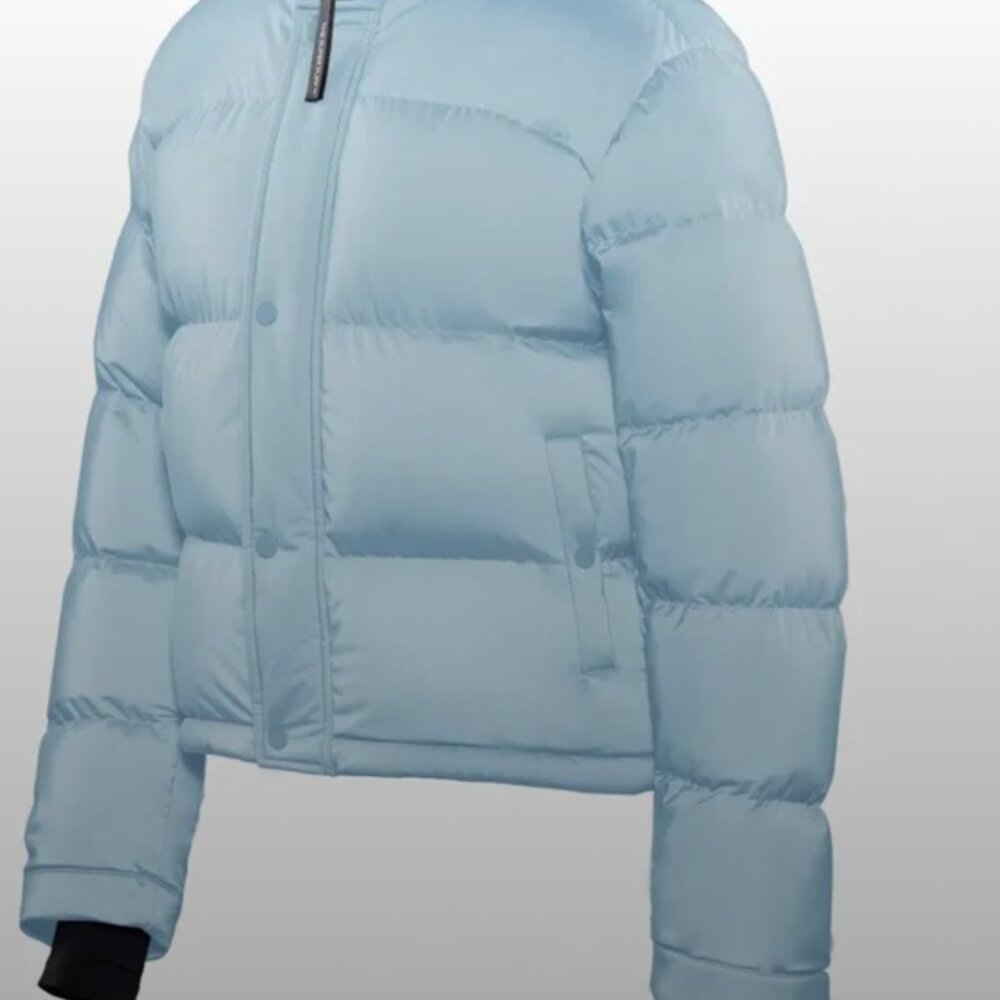 Aritzia The Super Puff™ Shorty Climate Lab 700 Fill Light dew Blue Powder Puffy